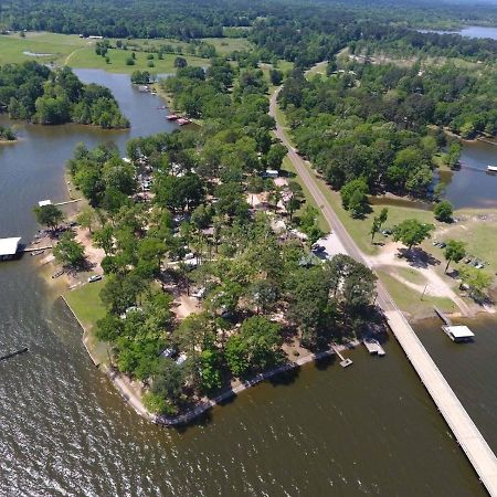 ホテル Holly Park Marina Milam エクステリア 写真