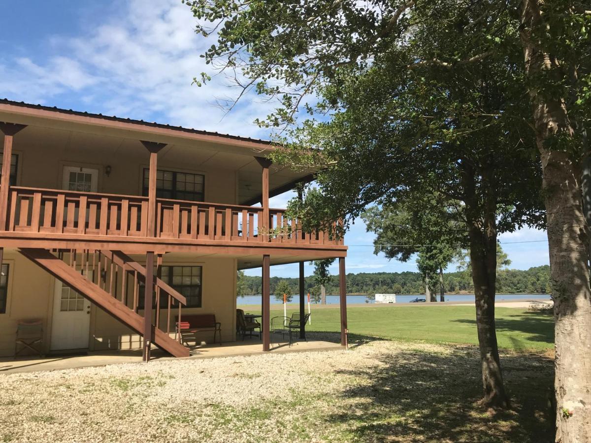 ホテル Holly Park Marina Milam エクステリア 写真